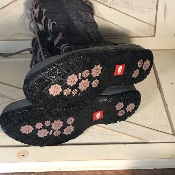 The North Face Nuptse faux Fur Boots Iron Gate Grey Quail Grey purple sz 8.5 - Picture 10 of 10